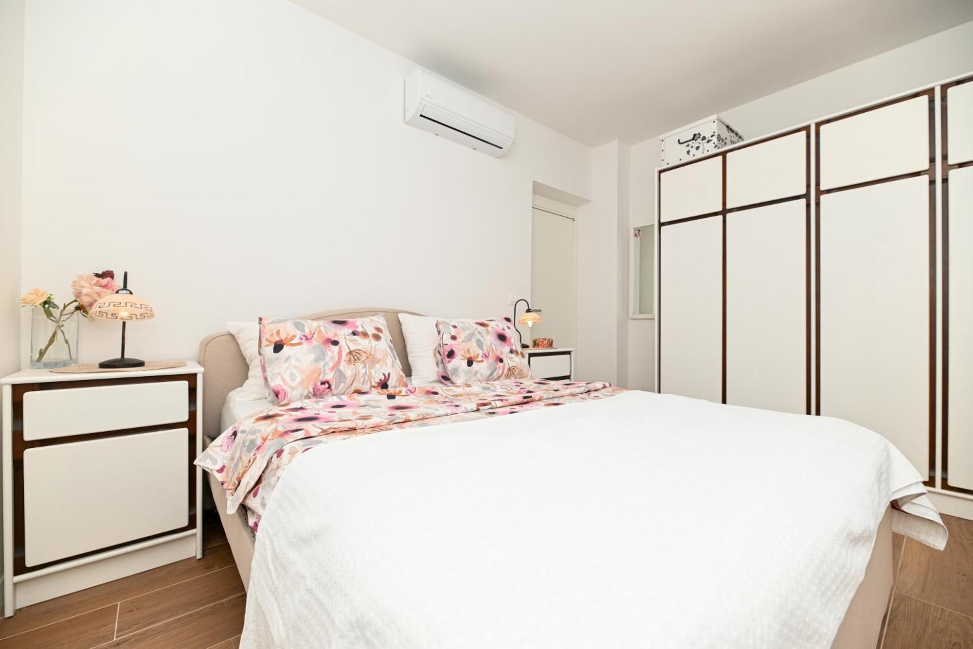 Downtown Apartments Maar Трогир Номер фото